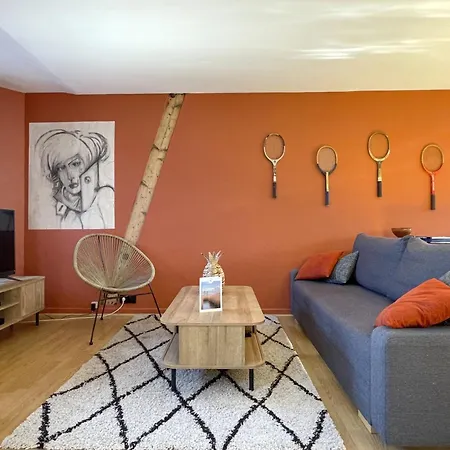 Le Duplex - Parking - Vue Clochers - Tennis *