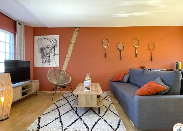 Le Duplex - Parking - Vue Clochers - Tennis *